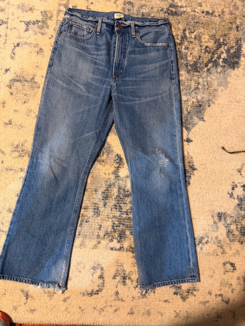 The citizens of Humanity Estella High Rise Ankle Flare Jean. - Picture 4 of 10